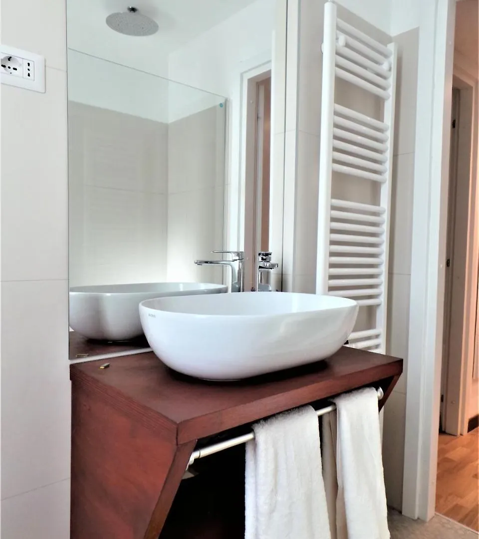 Meta Italy Da Alessandro Apartment Milan