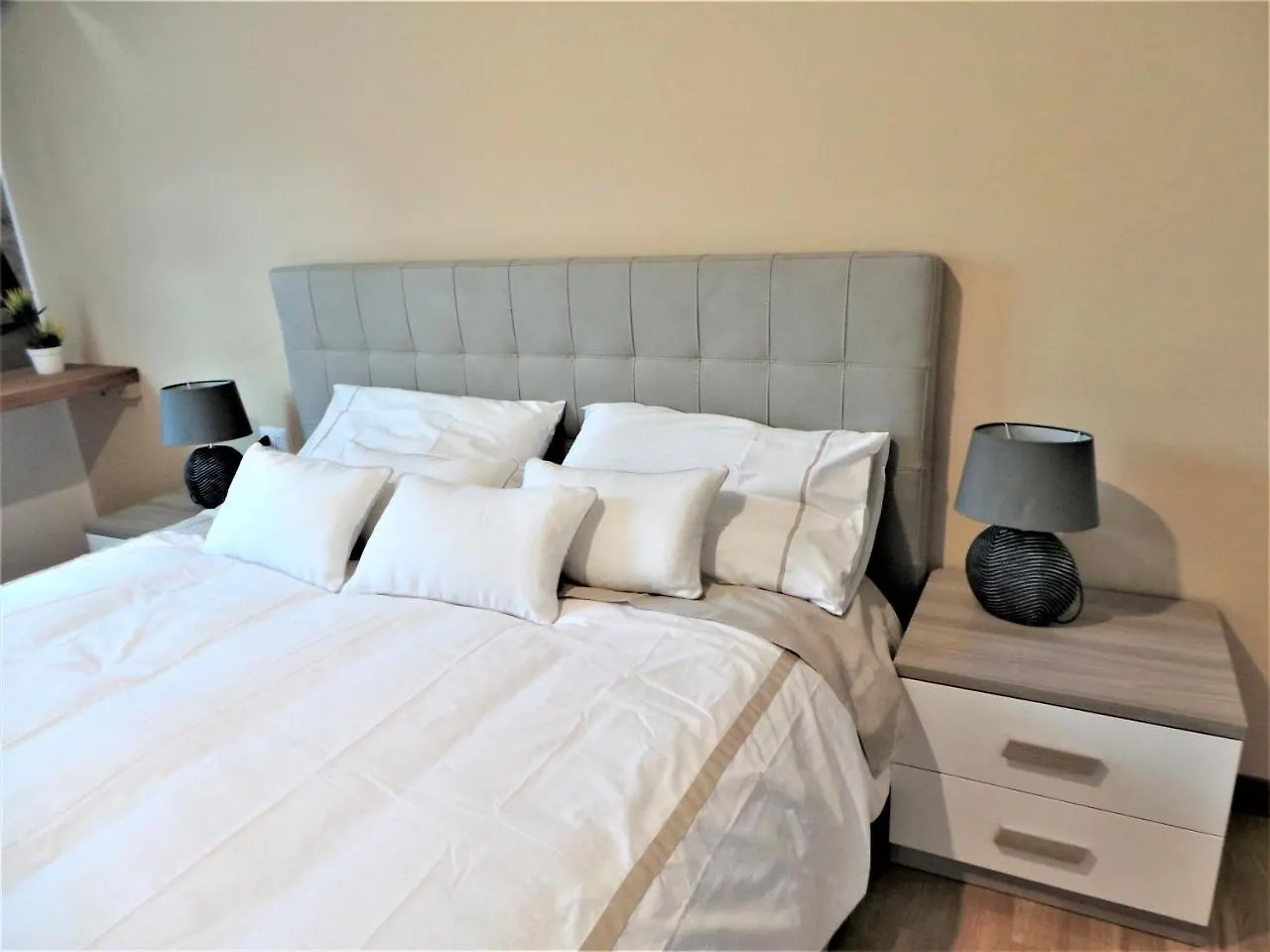 Meta Italy Da Alessandro Apartment Milan Italy
